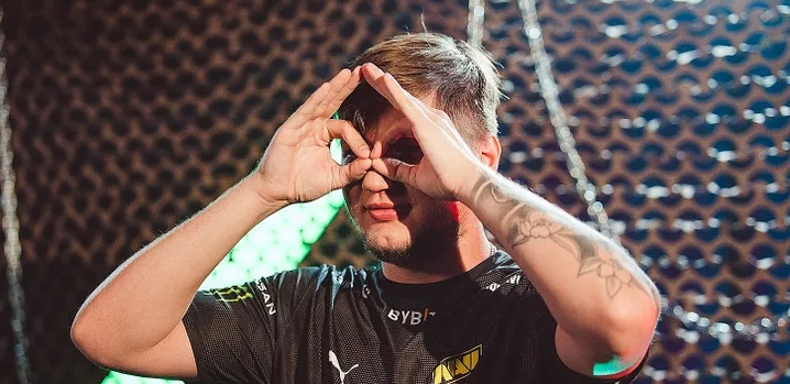 S1mple: «Мне [плевать] вообще на какие-либо отношения. Я сигма [жесть] какой»